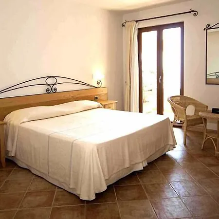 Gustui Maris Hotel Cala Gonone