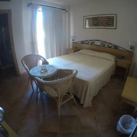 Hotel Gustui Maris 4*