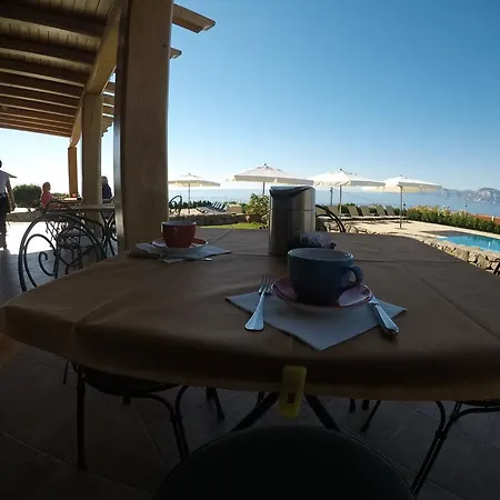 Gustui Maris Hotel 4*