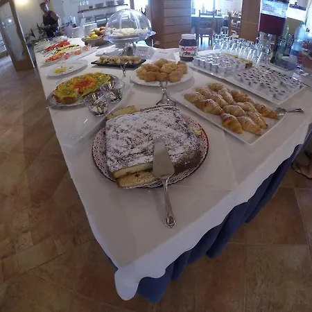 Gustui Maris Hotel 4*