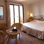 Hotel Gustui Maris 4*