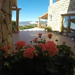 Hotel Gustui Maris