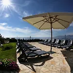 Hotel Gustui Maris