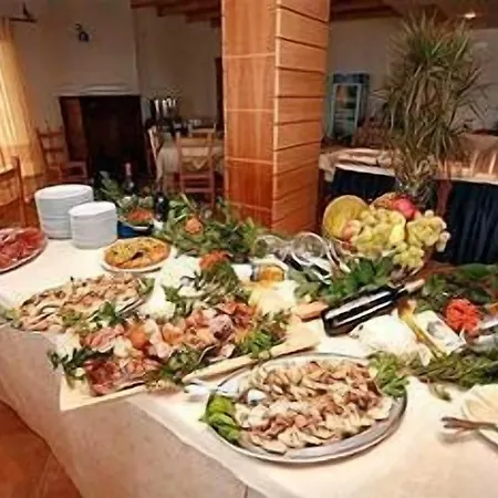 Gustui Maris Cala Gonone