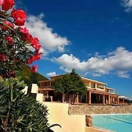 Hotel Gustui Maris Cala Gonone