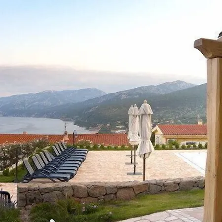 Hotel Gustui Maris Cala Gonone