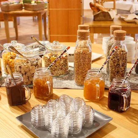 Hotel Gustui Maris
