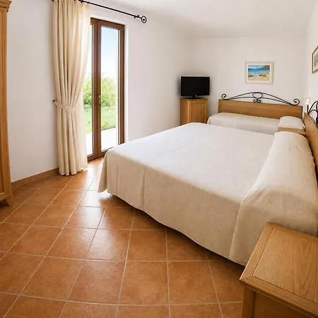 Hotel Gustui Maris 4*