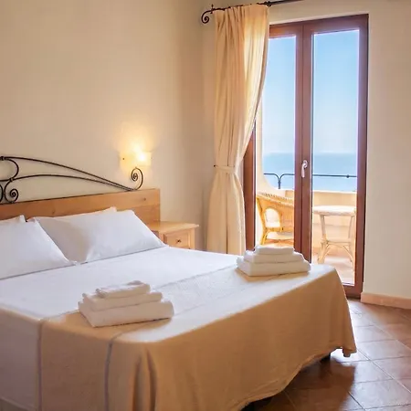 Gustui Maris 4* Cala Gonone