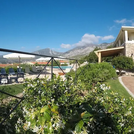 Gustui Maris 4* Cala Gonone