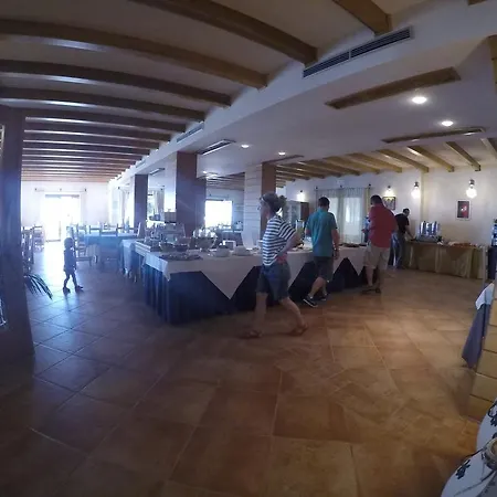 Hotel Gustui Maris 4*