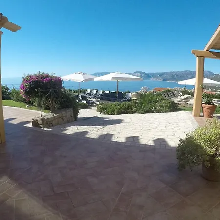 Gustui Maris Cala Gonone