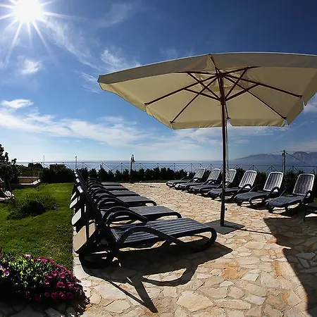 Hotel Gustui Maris