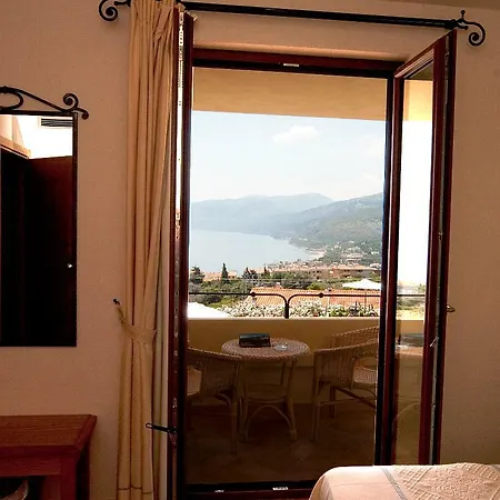 Gustui Maris 4* Cala Gonone