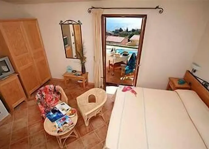 Szálloda Gustui Maris 4*