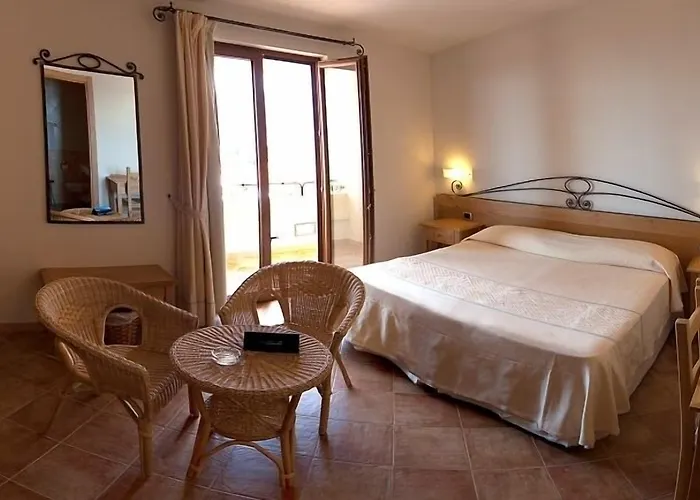 Szálloda Gustui Maris 4*