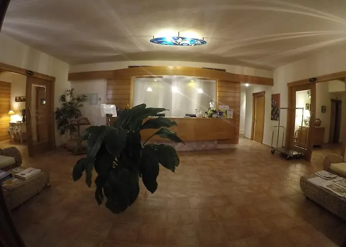 Szálloda Gustui Maris 4*