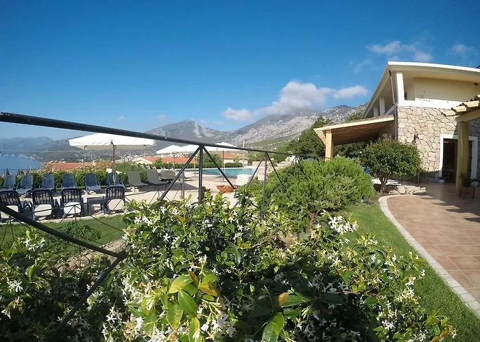 Gustui Maris 4* Cala Gonone