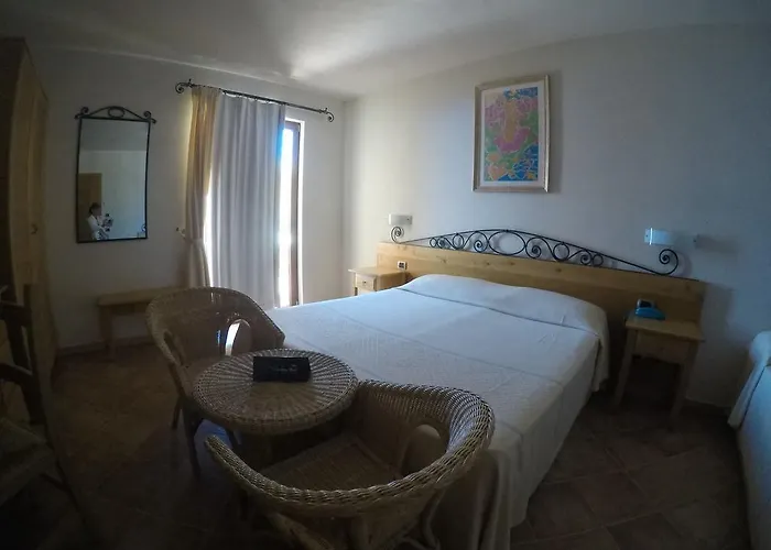 Szálloda Gustui Maris 4*