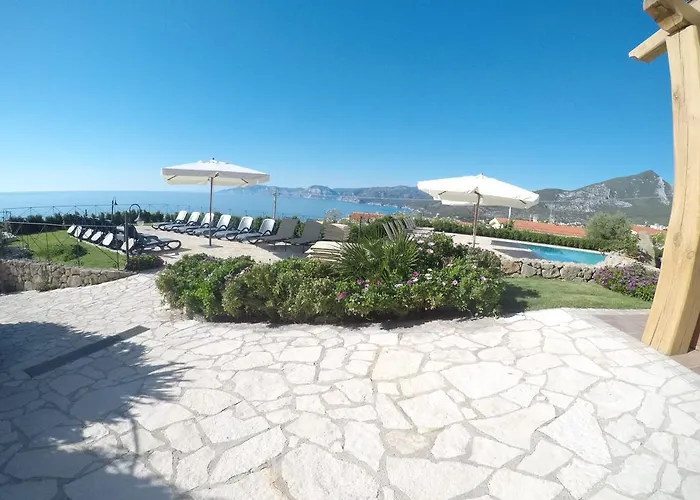 Szálloda Gustui Maris