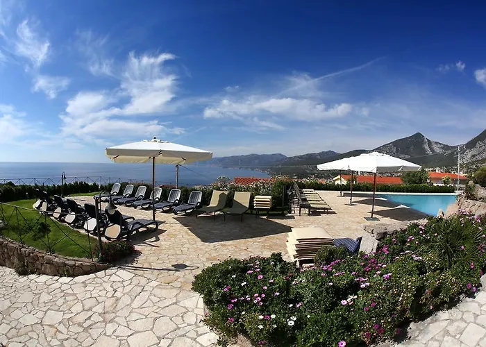 Gustui Maris Cala Gonone