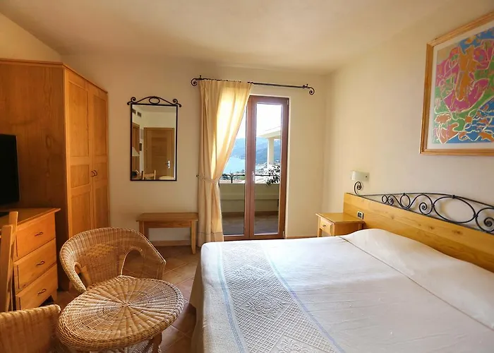 Gustui Maris Szálloda